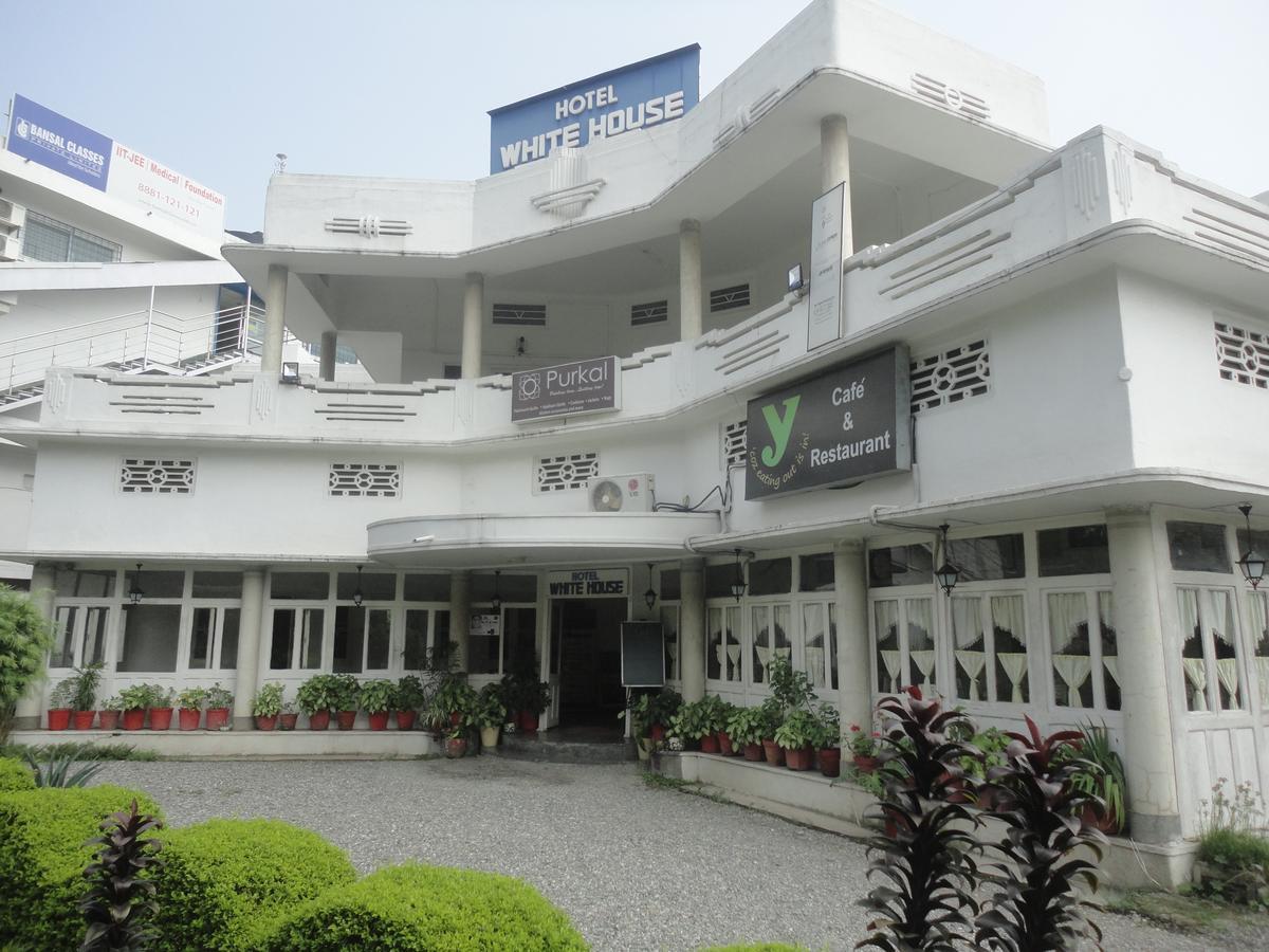 Hotel White House Dehradun Exterior photo